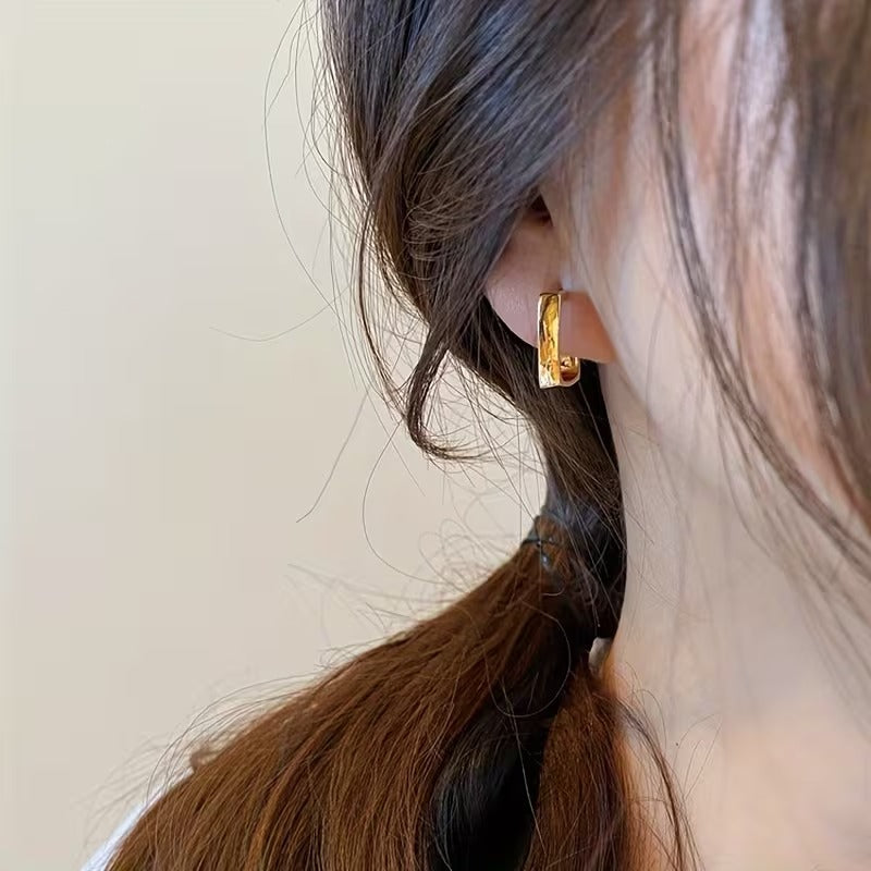Temperament Woman'S Geometric Minimalist Niche Stud Earrings All-Match Fashion Ear Jewelry
